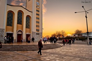 La iglesia de Medjugorje – según el diario Slobodna Dalmacija fue visitada con regularidad por agentes anónimos del Vaticano durante los trabajos de la Comisión
