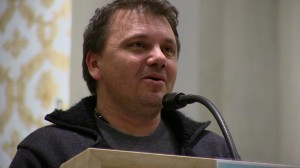 Jakov hablando en Malo, Italia. El 11 de enero