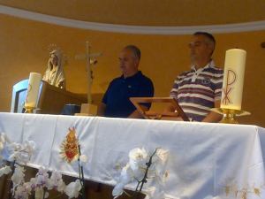 Después de la aparición Iván le habla a los sacerdotes