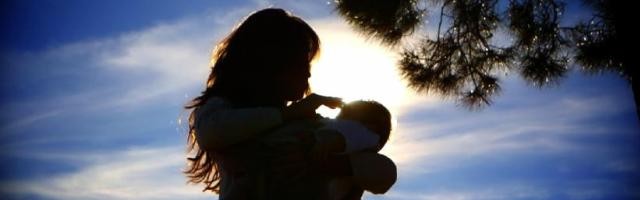 Fotograma de Tierra de María, la película de Infinito1 sobre la Virgen - al verla, dice el director, ¿quién adivinaría que era la Madre de Dios?