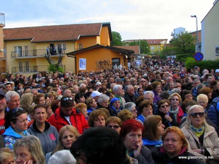 Aparición del 2 de mayo de 2014 de la Virgen a Mirjana en Medjugorje - 1