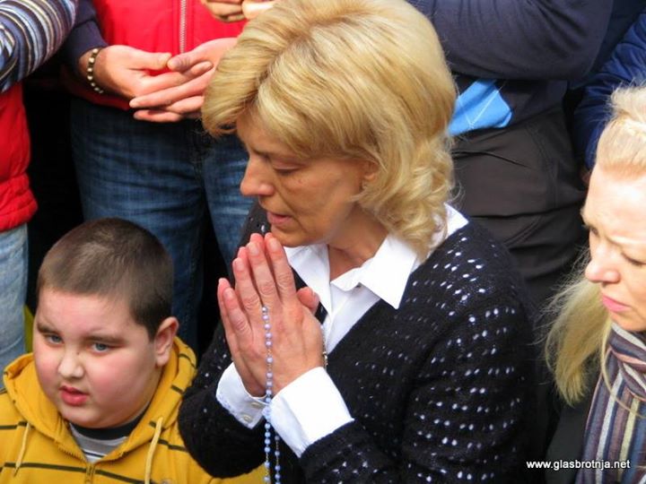 Aparición del 2 de mayo de 2014 de la Virgen a Mirjana en Medjugorje - 7