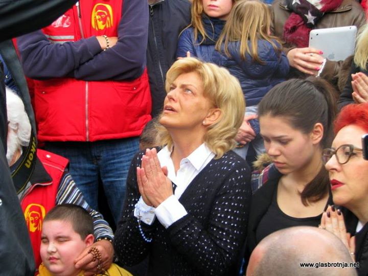Aparición del 2 de mayo de 2014 de la Virgen a Mirjana en Medjugorje - 8