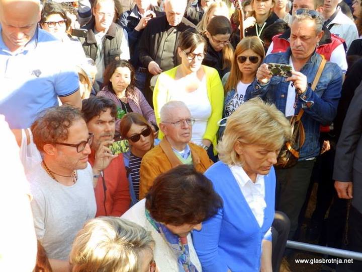 Aparición de la Virgen a Mirjana en Medjugorje el 2 de junio de 2014 - 5
