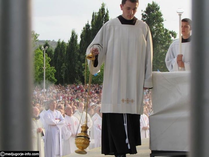 Fotos del 33° Aniversario de las Apariciones en Medjugorje - 10