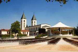 medjugorje-un-pueblo-milagroso-entre-montanas-3