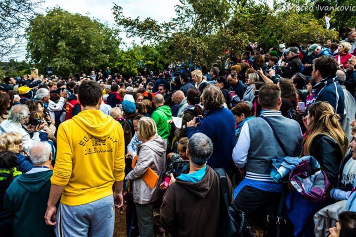 Aparación de la Virgen a Mirjana en Medjugorje el 2 de octubre de 2014 - 6