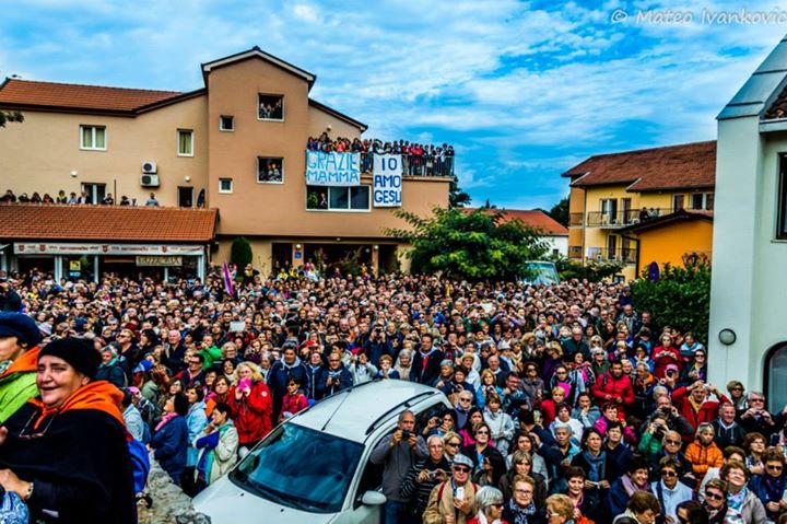 Aparación de la Virgen a Mirjana en Medjugorje el 2 de octubre de 2014 - 9