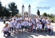 Miembros de una familia en Medjugorje