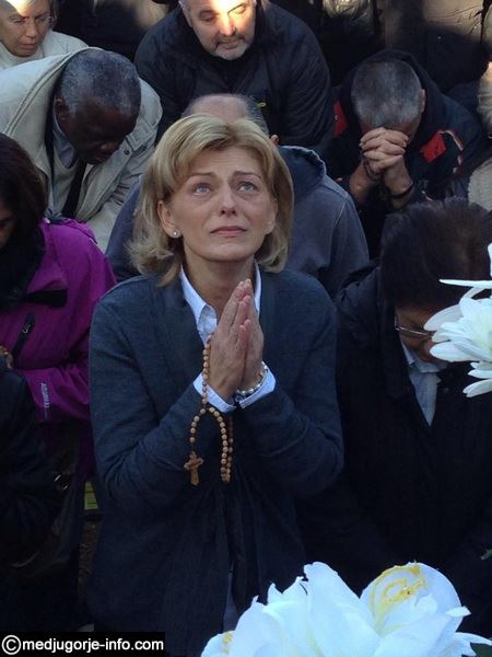 Aparición de la Virgen a Mirjana en Medjugorje el 2 de noviembre de 2014 - 10