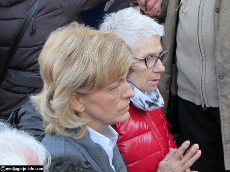 Aparición de la Virgen a Mirjana en Medjugorje el 2 de noviembre de 2014 - 8