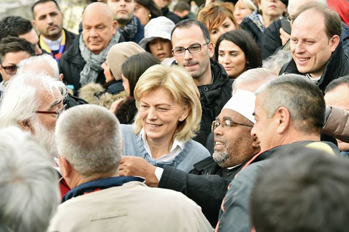 Aparición de la Virgen a Mirjana en Medjugorje el 2 de diciembre de 2014 - 10