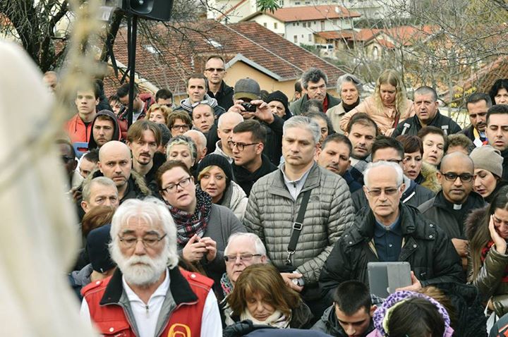 Aparición de la Virgen a Mirjana en Medjugorje el 2 de diciembre de 2014 - 3
