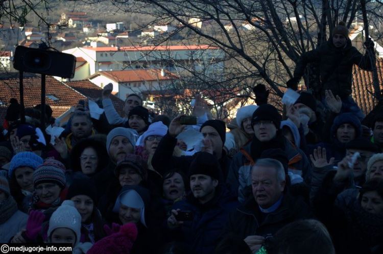 Aparición de la Virgen a Mirjana el 2 de enero de 2015 en Medjugorje - 11