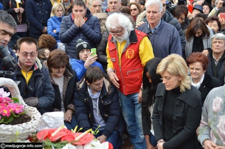 Aparición de la Virgen a Mirjana el 2 de marzo de 2015 en Medjugorje - 8