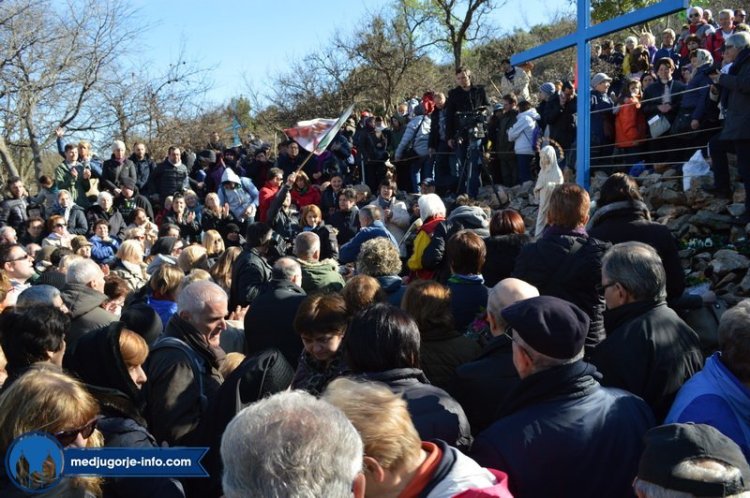 Aparición de la Virgen a Mirjana el 2 de abril de 2015 en Medjugorje - 3