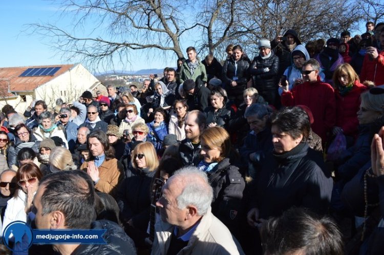 Aparición de la Virgen a Mirjana el 2 de abril de 2015 en Medjugorje - 5