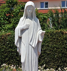 virgenes-milagrosas-virgen-medjugorje-365lg031110