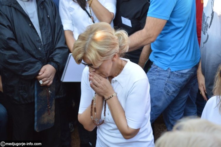 Aparición de la Virgen a Mirjana en Medjugorje el 2 de septiembre de 2015 - 8