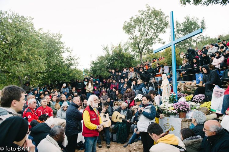 Aparición de la Virgen a Mirjana en Medjugorje el 2 de noviembre de 2015 - 3
