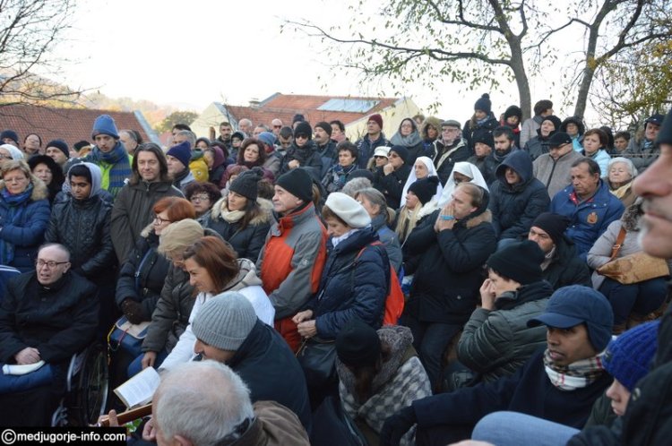 Aparición de la Virgen a Mirjana en Medjugorje el 2 de diciembre de 2015 - 5