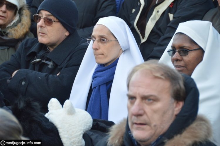 Aparición de la Virgen a Mirjana en Medjugorje el 2 de diciembre de 2015 - 6