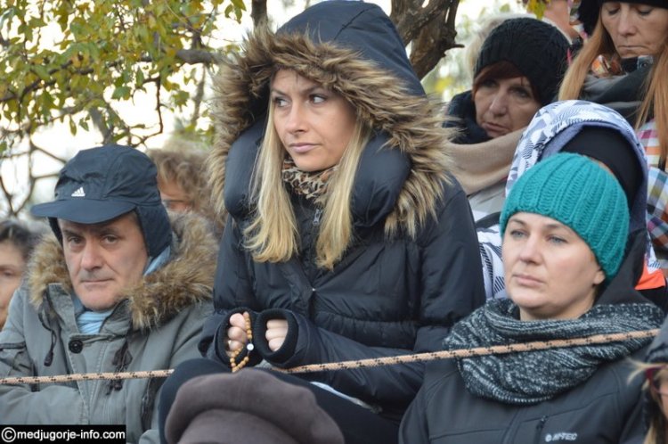 Aparición de la Virgen a Mirjana en Medjugorje el 2 de diciembre de 2015 - 7