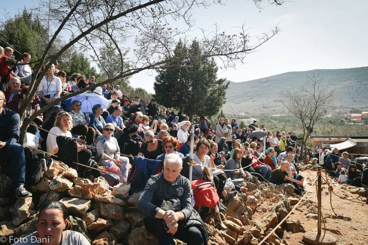 Aparición de la Virgen a Mirjana el 18 de marzo de 2016 en Medjugorje - 5