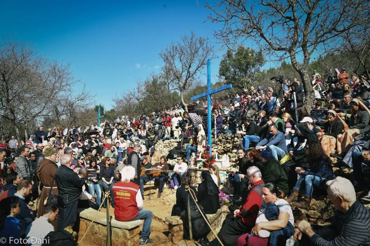 Aparición de la Virgen a Mirjana el 18 de marzo de 2016 en Medjugorje - 6