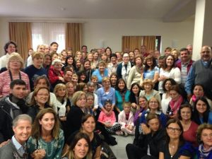 Mirjana con el peregrinos 2