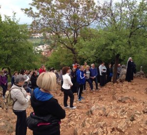Santo Rosario en Medjugorje junto a Iván 2