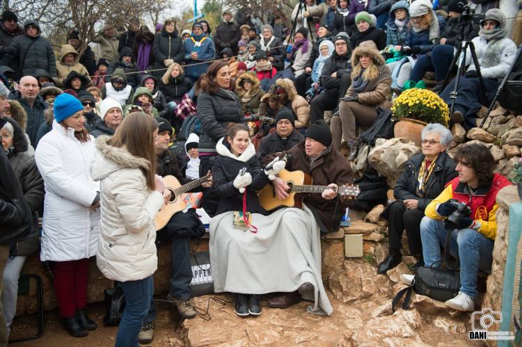 aparicion-de-la-virgen-a-mirjana-el-2-de-diciembre-de-2016-en-medjugorje-3