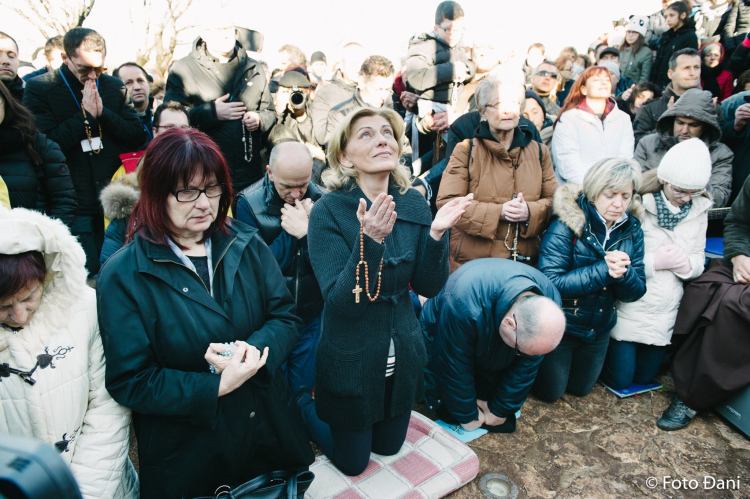 aparicion-de-la-virgen-a-mirjana-en-medjugorje-el-2-de-febrero-de-2017-8